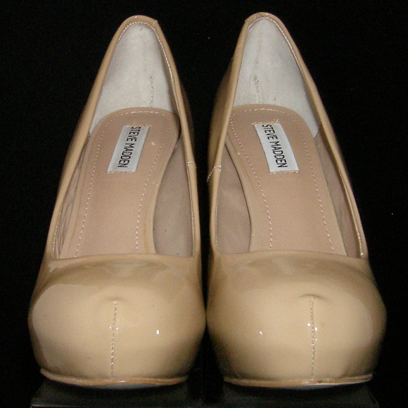 Steve Madden Traisie beige patent leather heels 9M - Picture 7 of 8